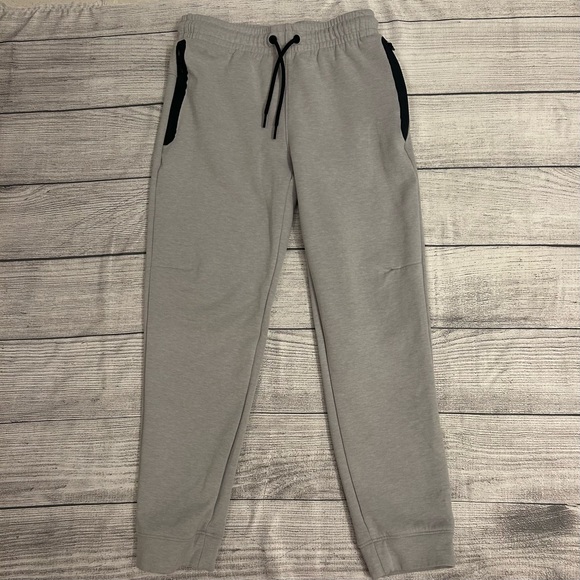 Old Navy Other - Old Navy joggers size L-10/12 boys